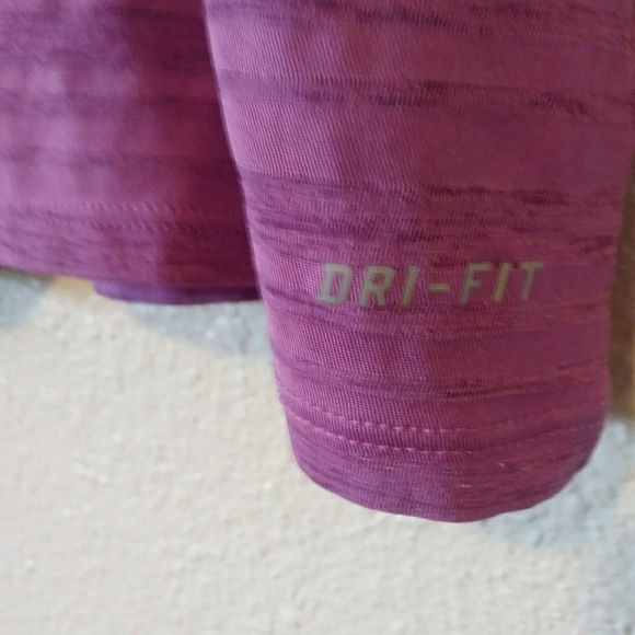 Nike Dri-Fit Tank Top - Picture 6 of 8